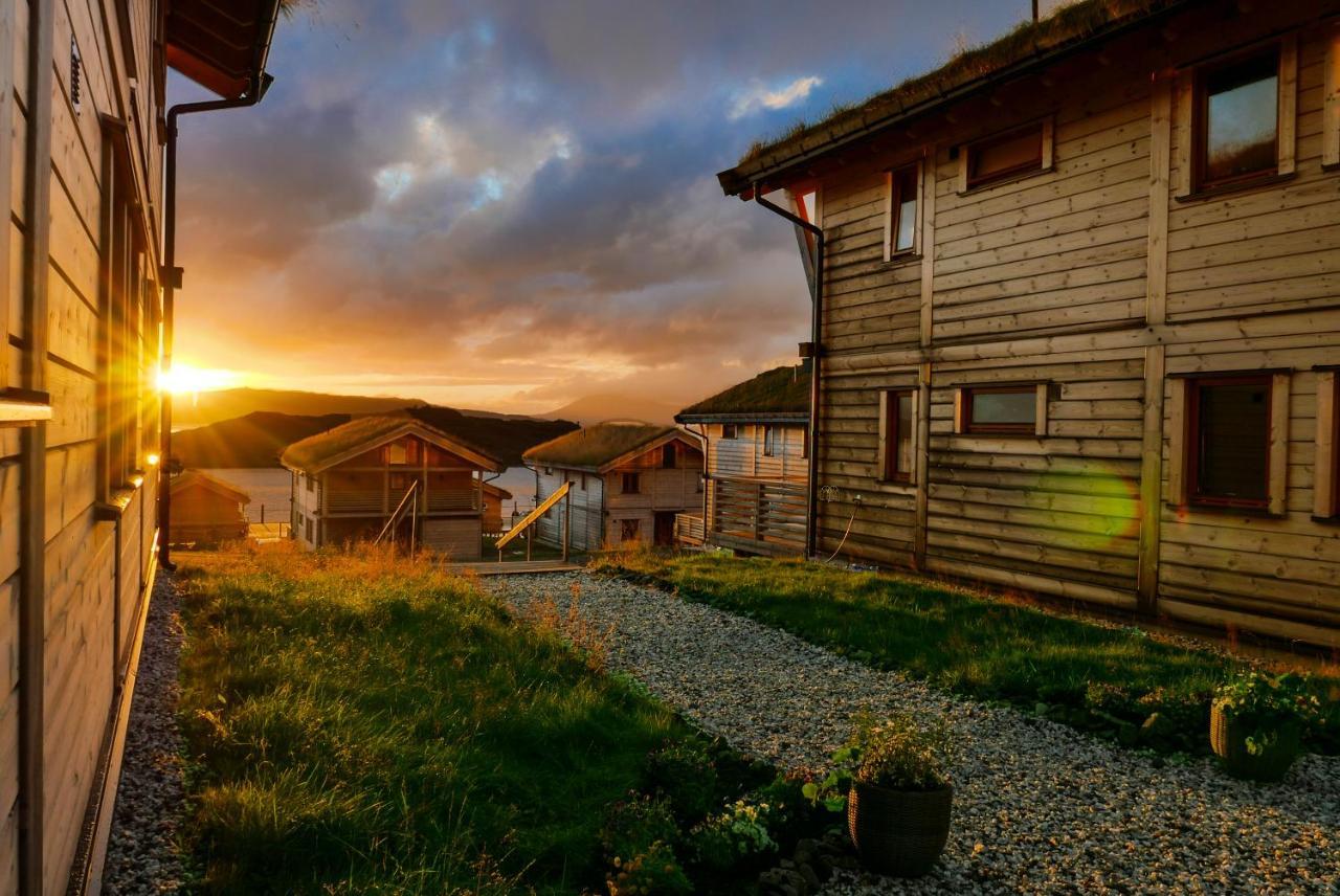 Mikkelvik Brygge Villa Mikkelvika Buitenkant foto