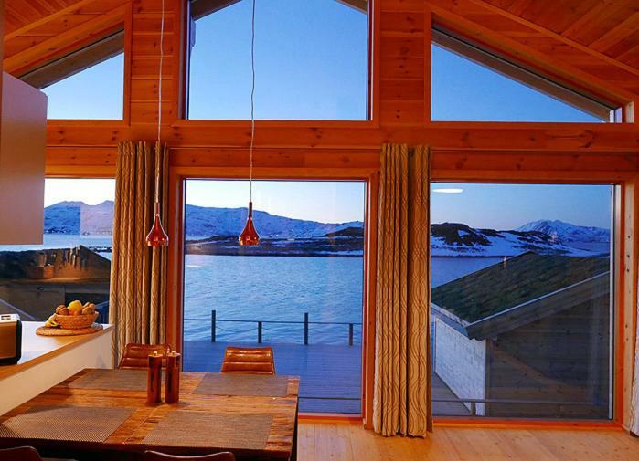 Mikkelvik Brygge Villa Mikkelvika Buitenkant foto